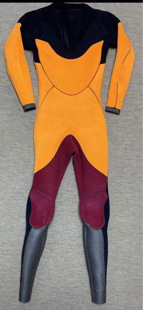 よっしー様ご予約品美品　ウエットスーツ　セミドライスーツ　使用回数4回