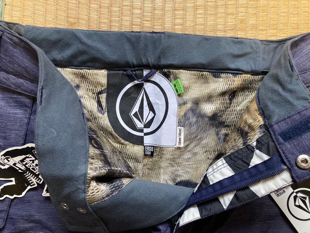 VOLCOM ボルコム　スノーボードパンツ