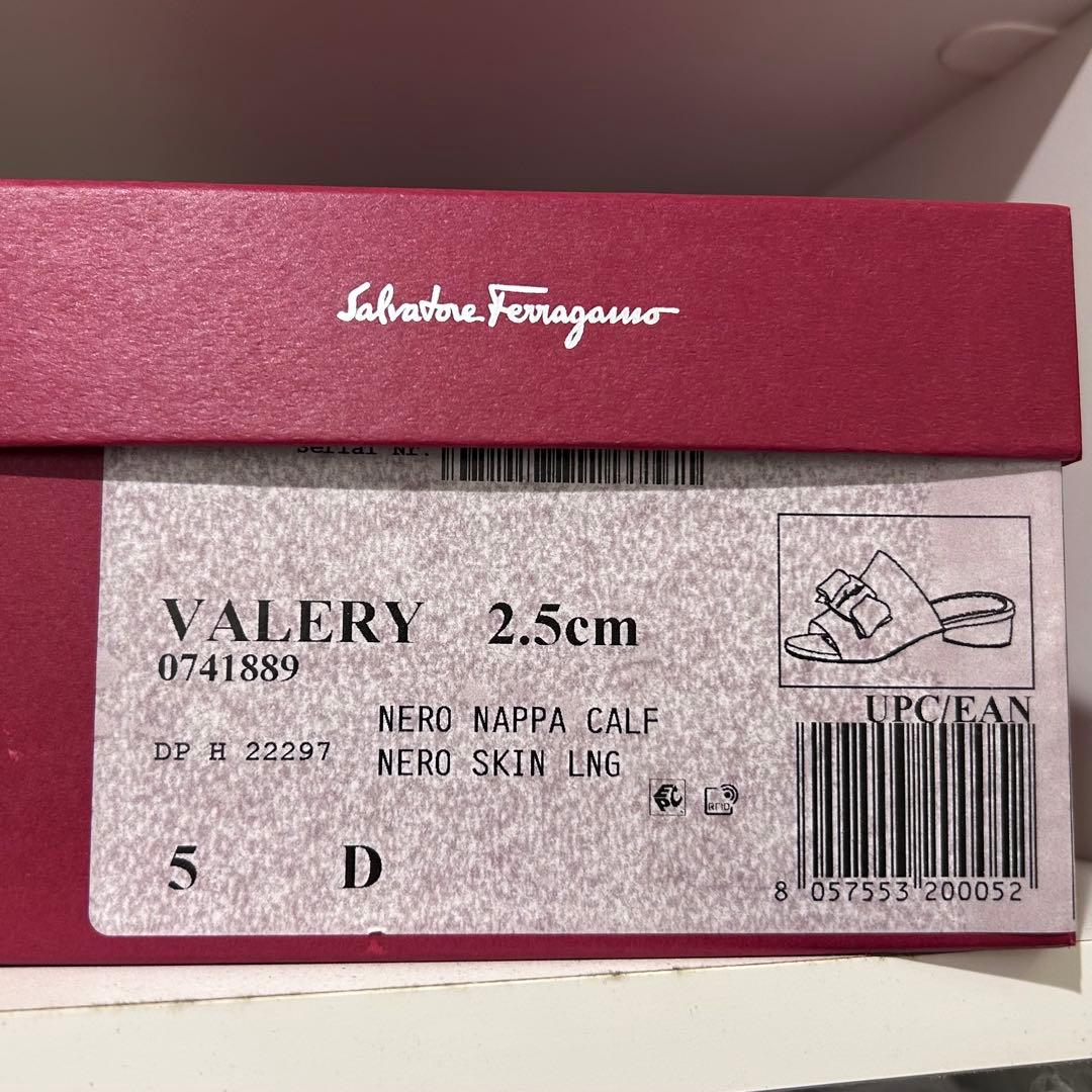 美品 Salvatore Ferragamo ミュール ヴァラ VALERY