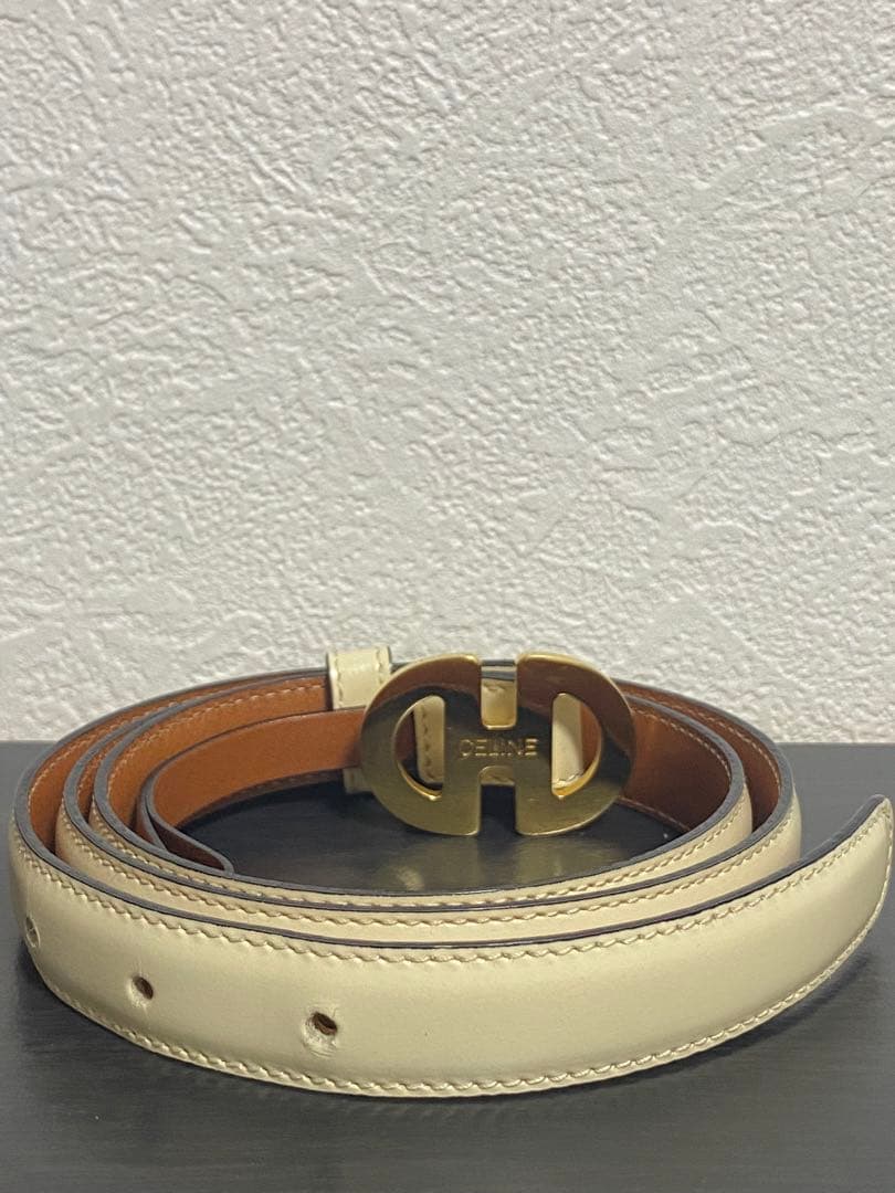 まぁ　美品　CELINE ホワイトレザーベルト