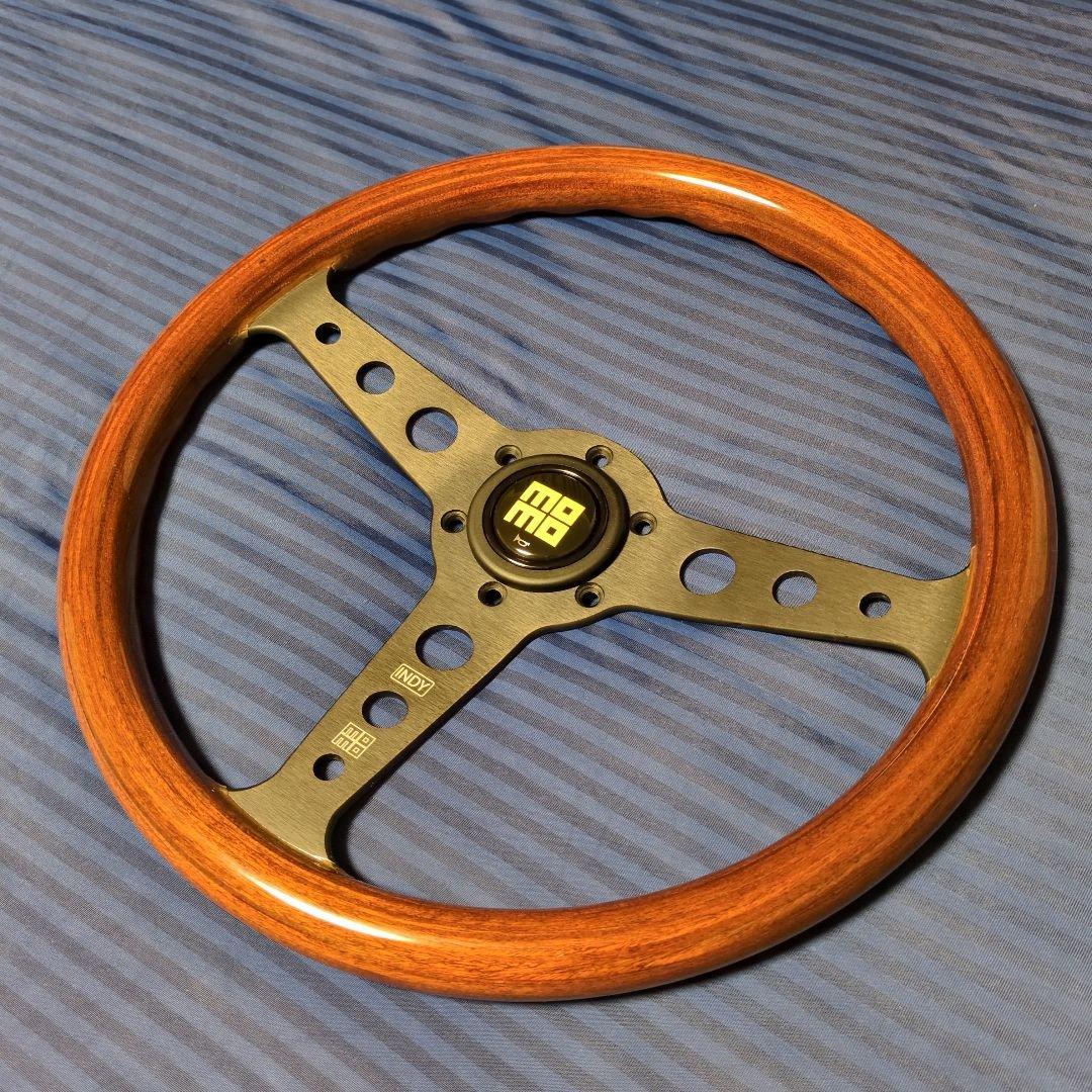 MOMO Heritage Line INDY HL-06 ステアリング 35Φ