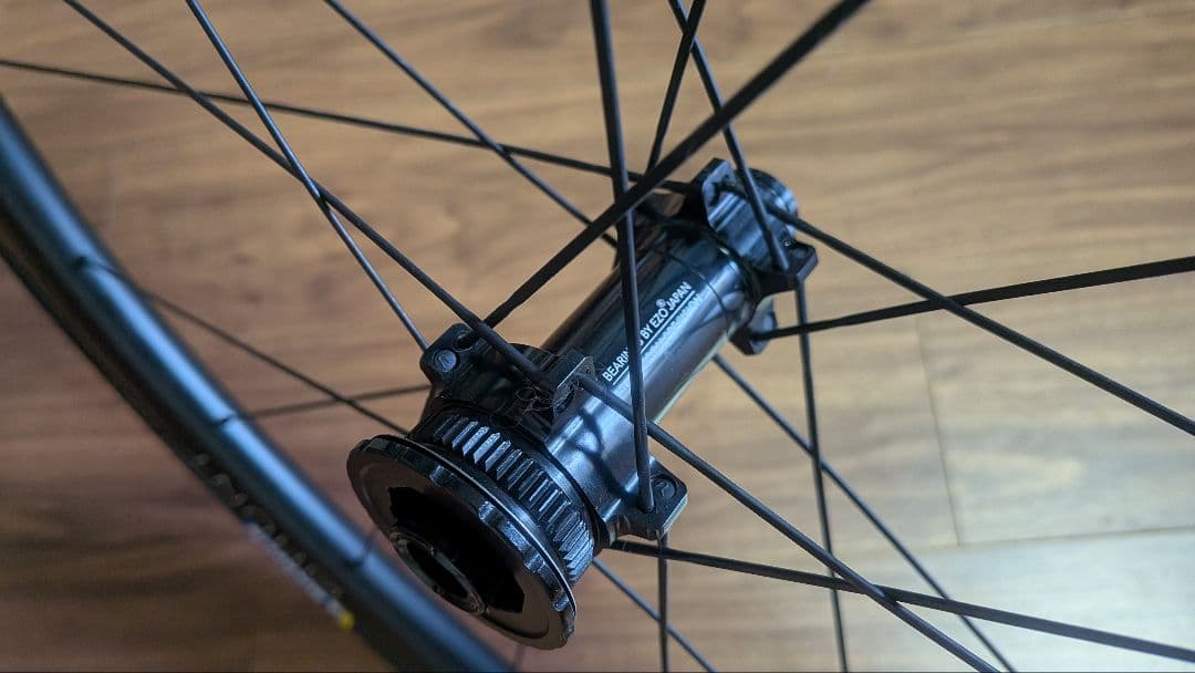 HUNT 44 Aerodynamicist Carbon Disc ホイール