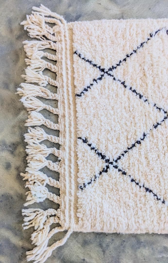 【限定セール中】-モロッコ-ミニベニワレンラグ-No.21(65×111cm)