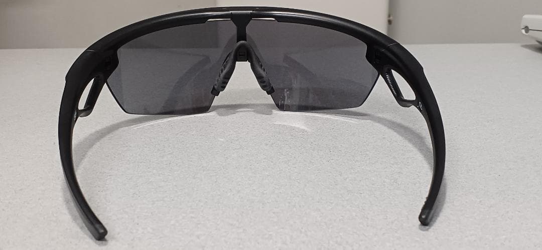 OAKLEY Sphaera（スフィエラ） 高校野球対応モデル