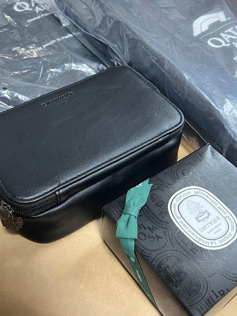 カタール航空 ビジネスクラス DIPTYQUEアメニティ ラウンジウェア 各２個