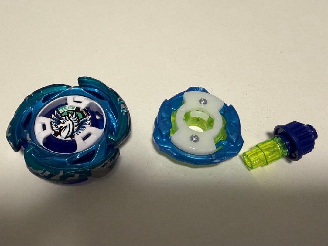 エアロペガサス　タカラトミー　ベイブレードx