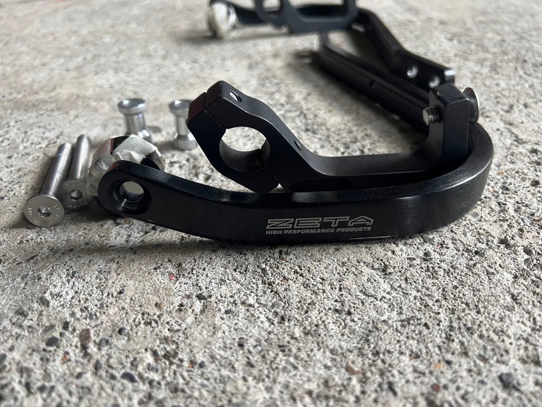 ハンターカブ　ジータ　ハンドガード