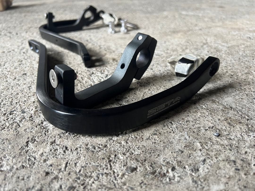 ハンターカブ　ジータ　ハンドガード