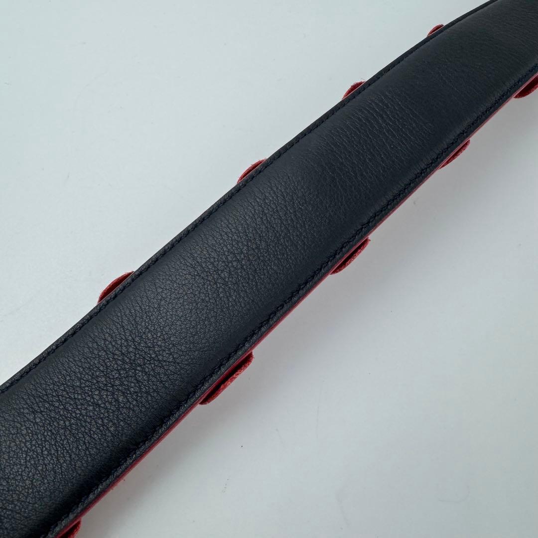 【定番】FENDI ストラップユー　フラワー　レザー　ショルダーストラップ