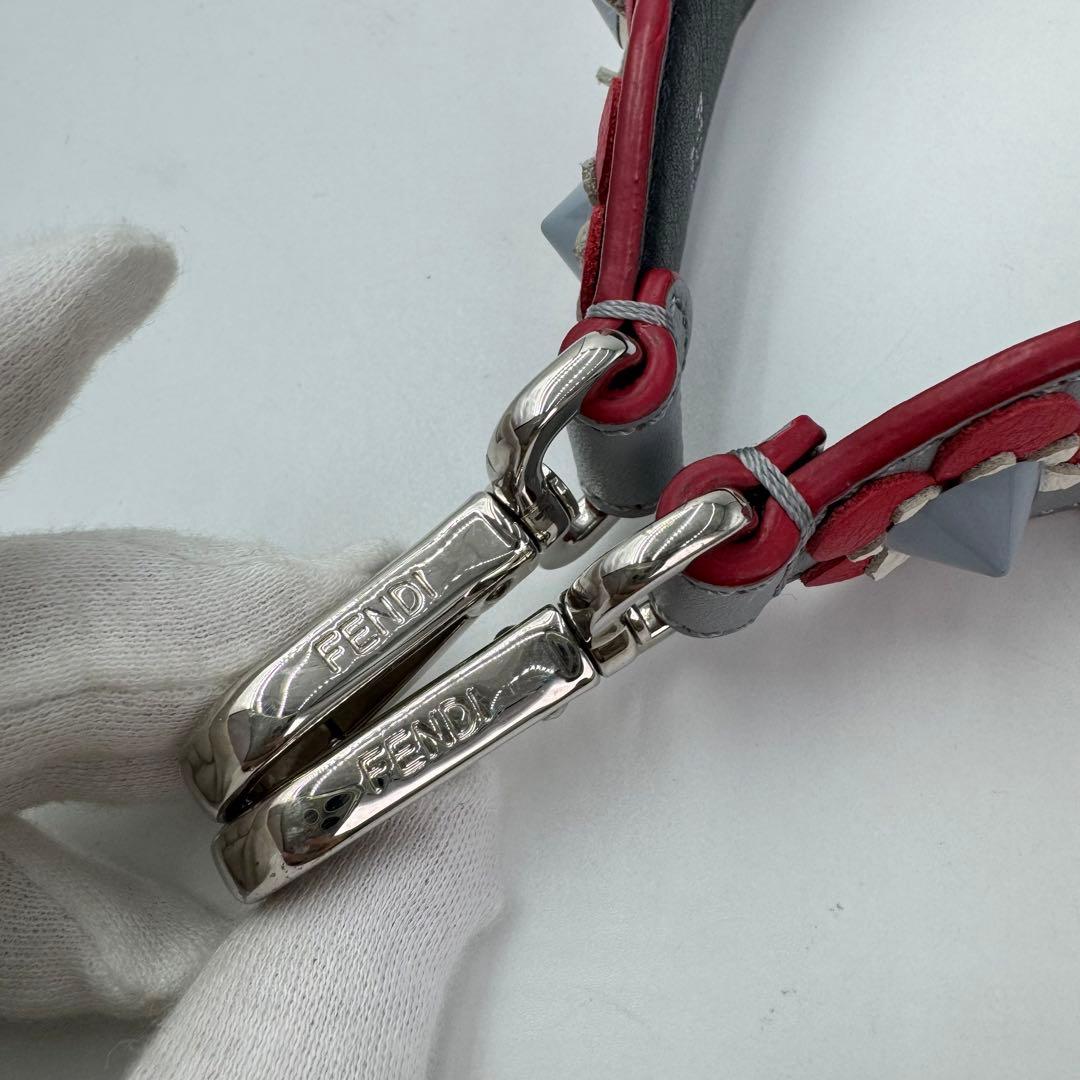 【定番】FENDI ストラップユー　フラワー　レザー　ショルダーストラップ