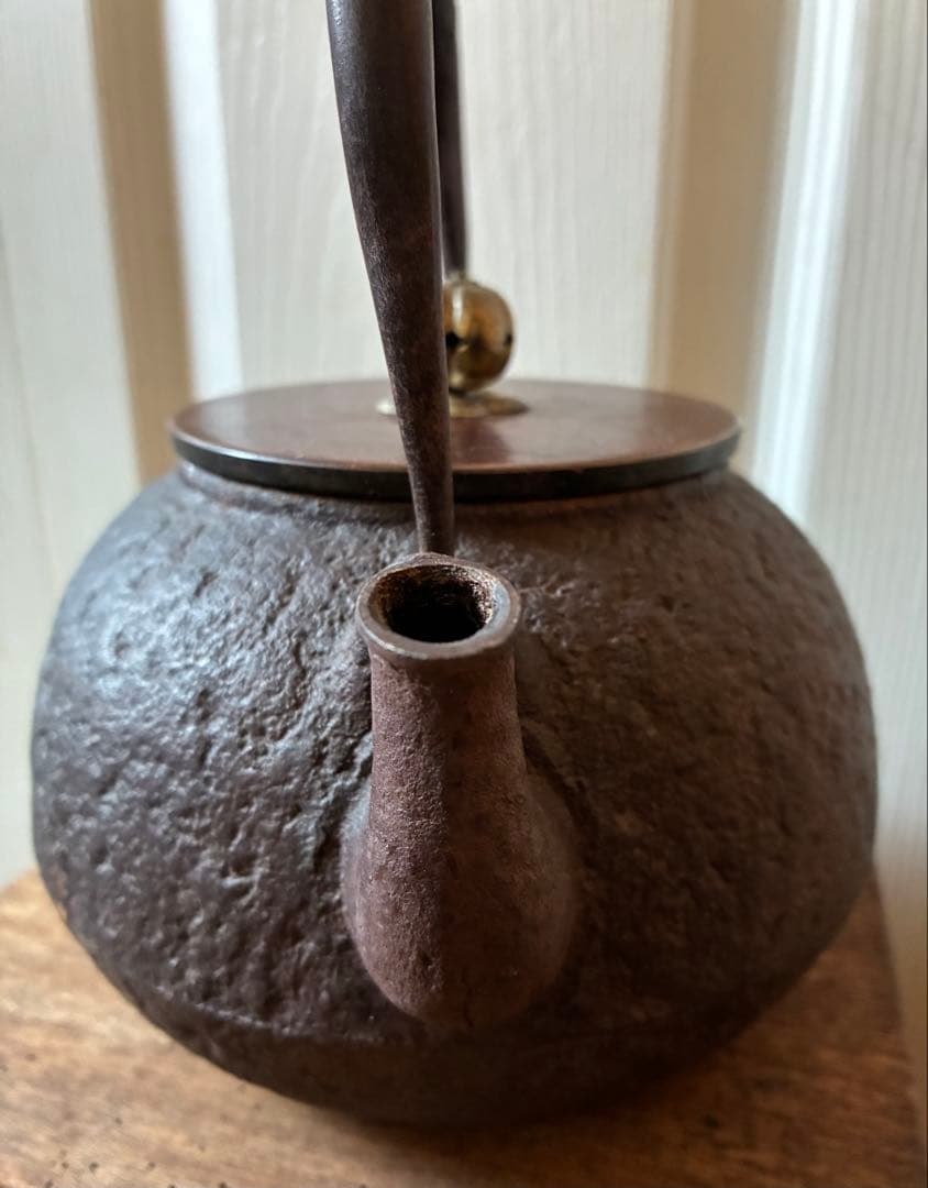 省鋳堂鉄瓶 在銘