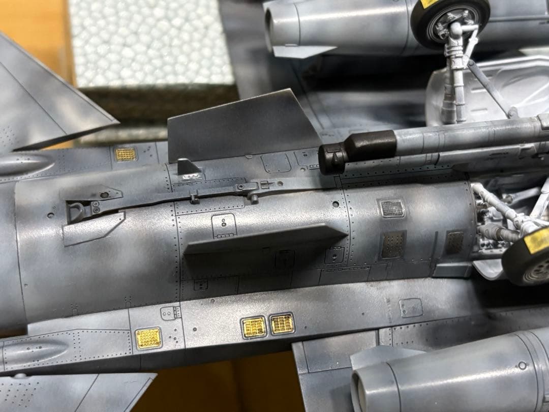 戦闘機　プラモデル完成品　タミヤ　1/48 F-16CJ