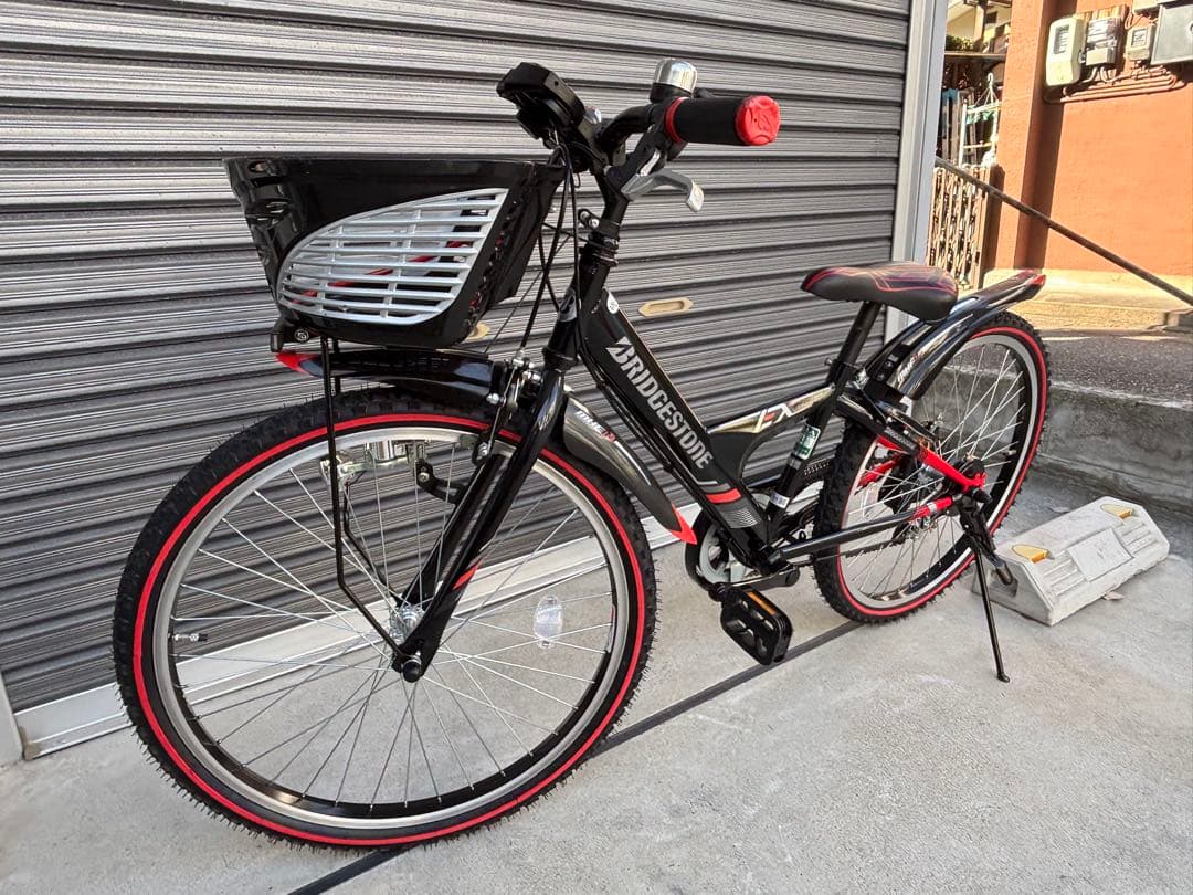 はる　BRIDGESTONE 子供用自転車 24インチ　ブラック／レッド
