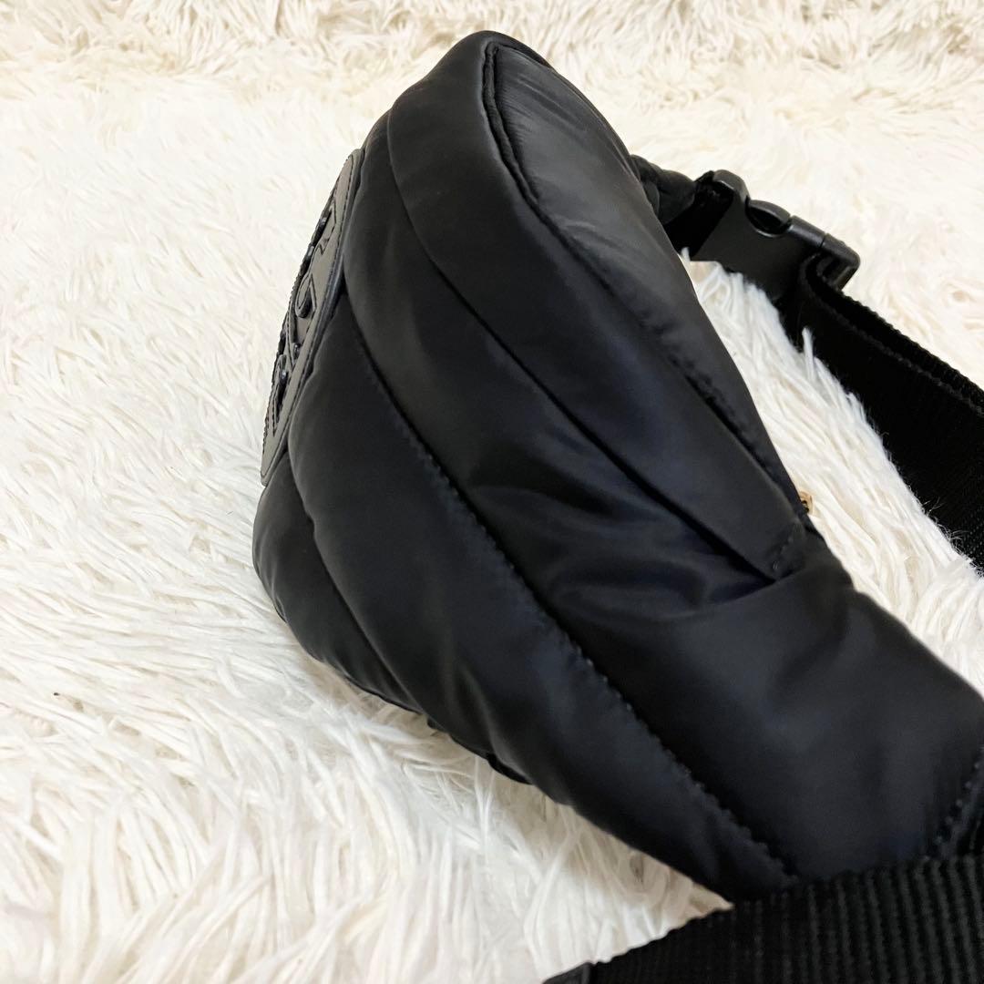 極美品＊トリーバーチ エラ ウエストバッグ ナイロン キルティング