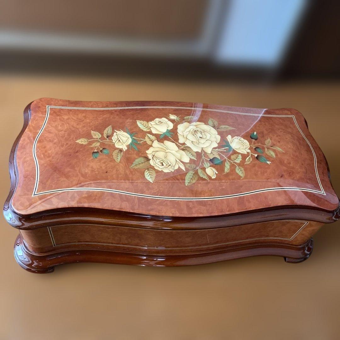 リュージュオルゴール　カノン　144弁　ホワイトローズ　スイス製　廃盤品　希少