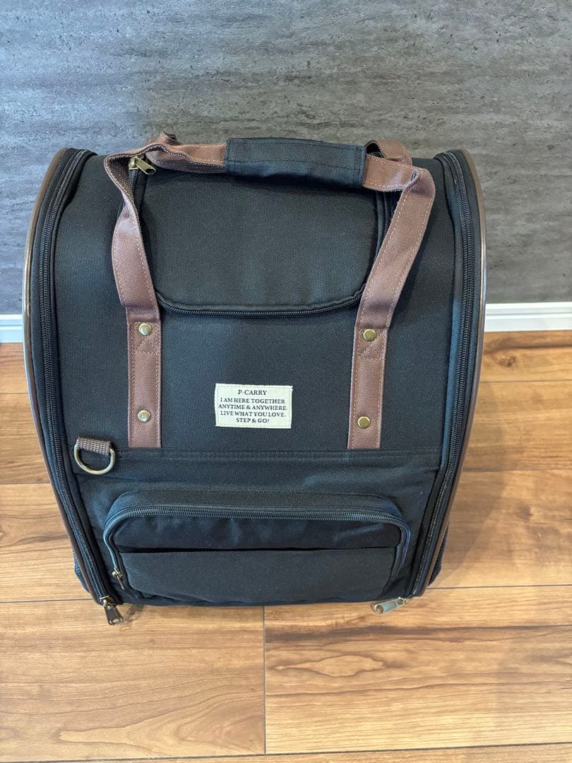 ポンポリース 3WAY タッチインリュック 犬猫用ペットキャリーバック ブラック