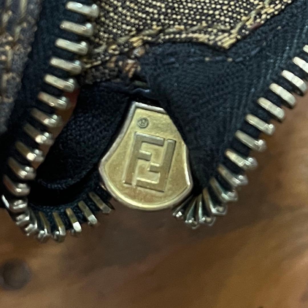 フェンディFENDI大きめワンハンドルバッグ ハンドバッグ　バニティバッグ