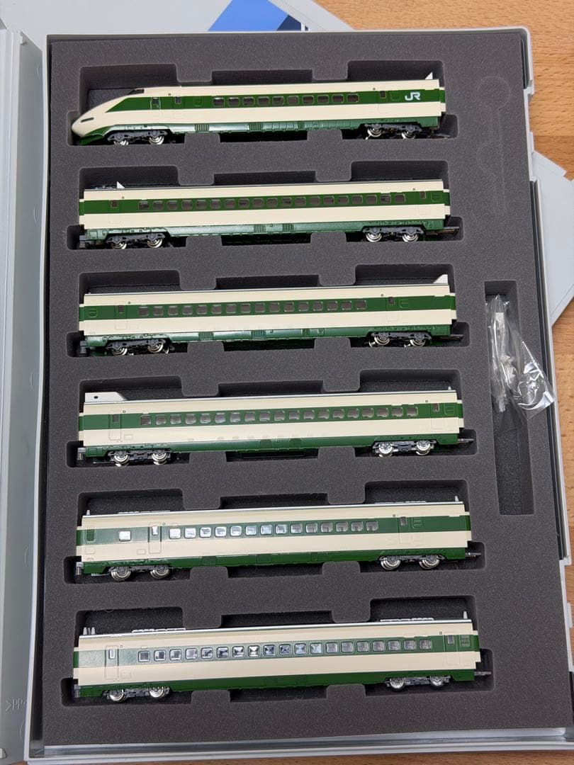 TOMIX 98702,90703 JR 200 系新幹線 12両セット