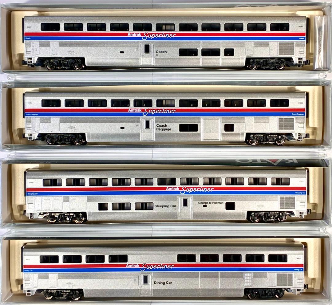 ☆ Amtrak スーパーライナー 客車＆牽引機　F40PH重連モデル☆彡