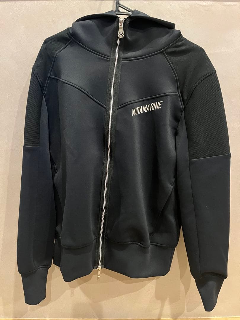 【新品未使用】muta MARINE ゴルフ セットアップ 黒 5 M オシャレ