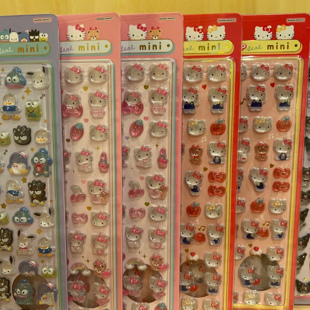 サンリオミニ　ボンボンドロップシール　うるちゅる　クロミ　国内正規品