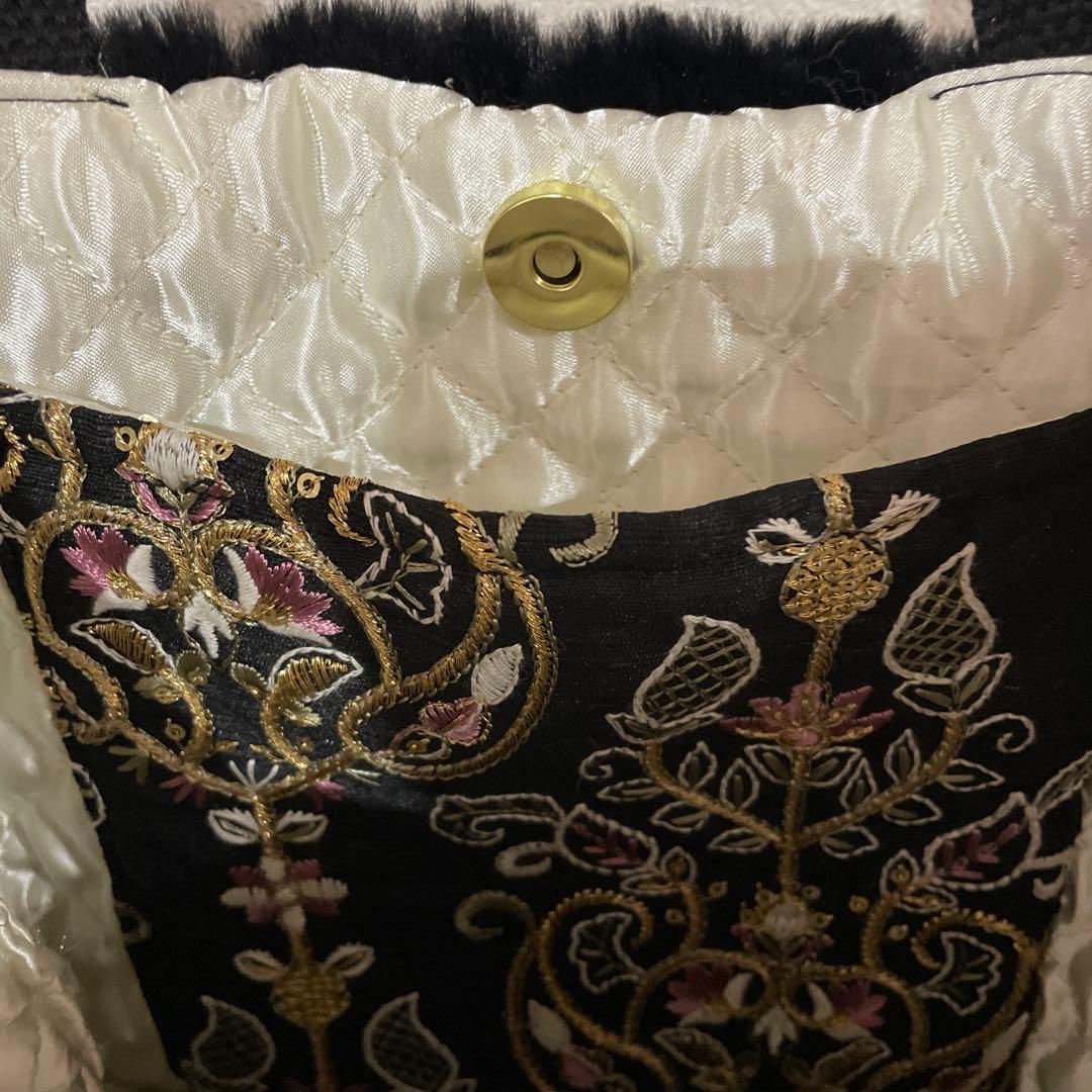 あ*き様 コヤンイサムチョン　うさぎサンダーちゃん円底バケツトートバッグ