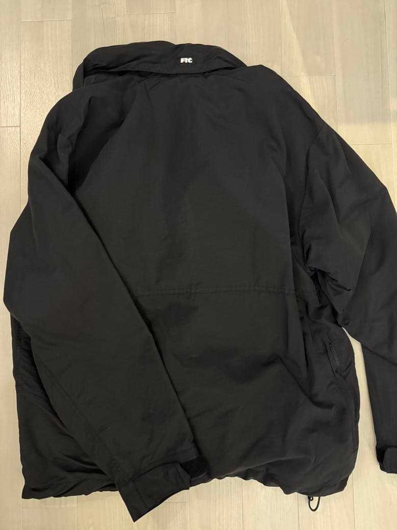 FTC ハーフジップジャケット　ナイロンジャケット　型番 FTC022AWJ07