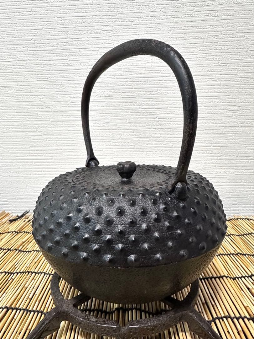 長期保管品　南部定秀造　１５型大アラレ 鉄瓶 南部鉄瓶 売約済み