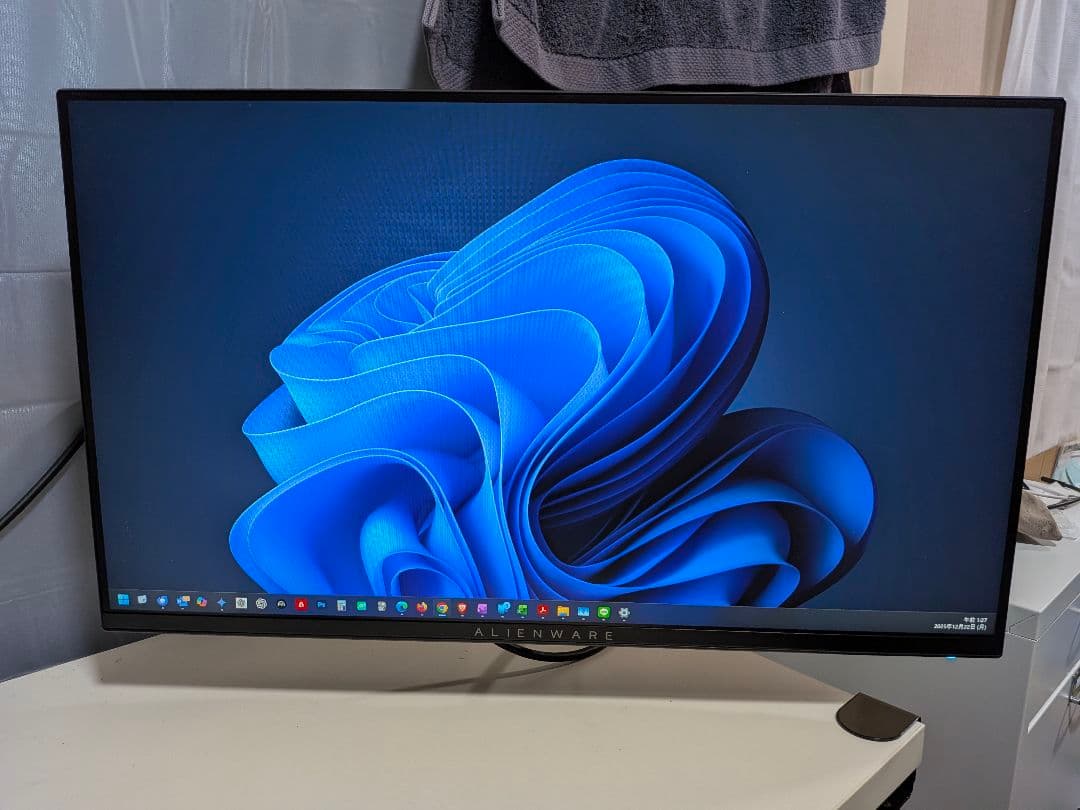 ALIENWARE モニター AW2521HF　エルゴトロンモニターアーム付