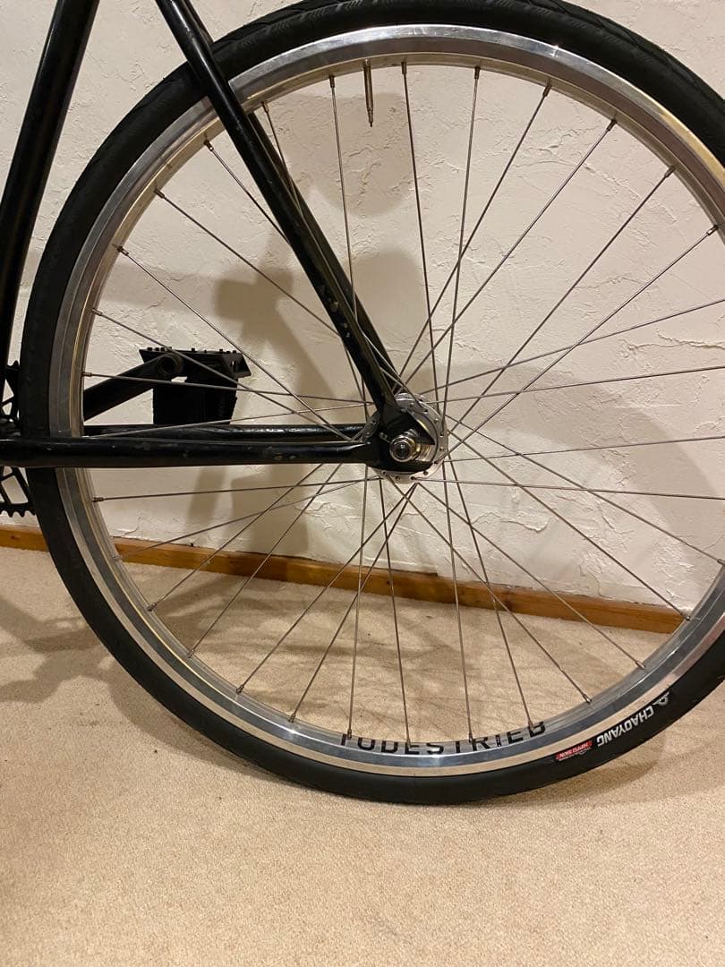 【送料込み】700c ボムトラックDIVIDEピストダーカスワン トリ車fgfs