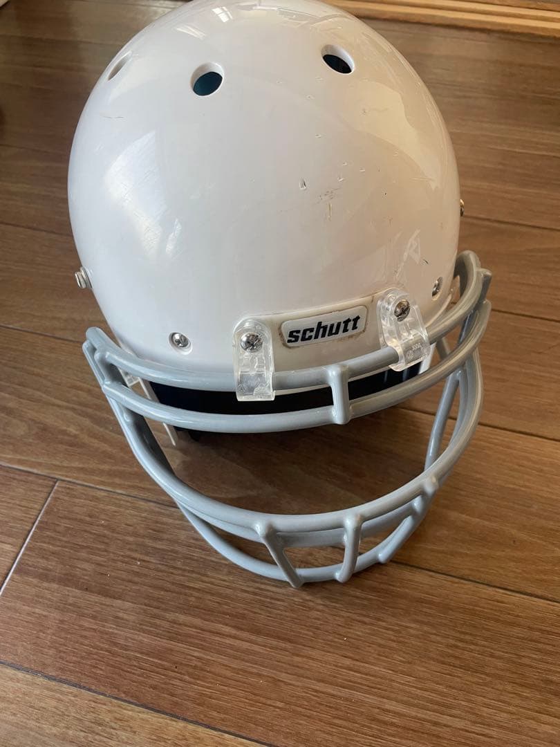 Schutt AirXP Mサイズアメリカンフットボール ヘルメット ホワイト