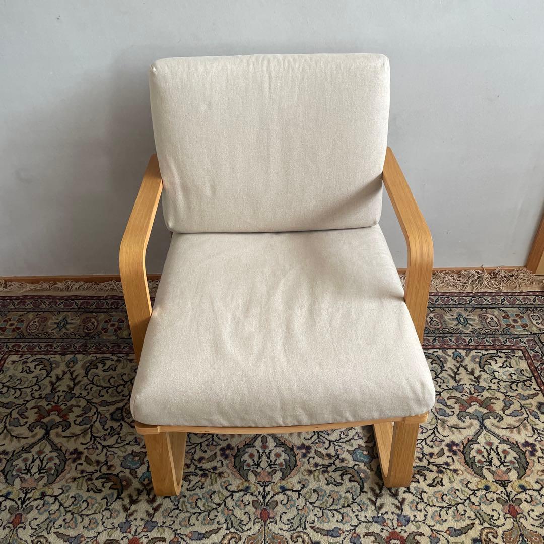 無印良品　リビングでもダイニングでもつかえるソファチェア・オーク材①