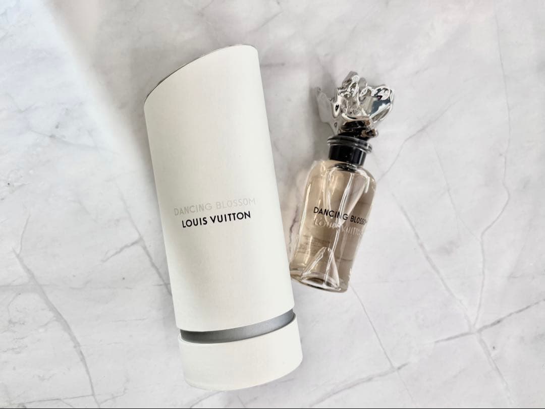 ルイヴィトン 香水 ダンシングブロッサム パルファン