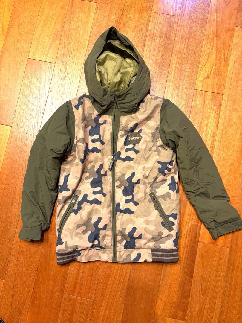 キッズ　スキーウェア