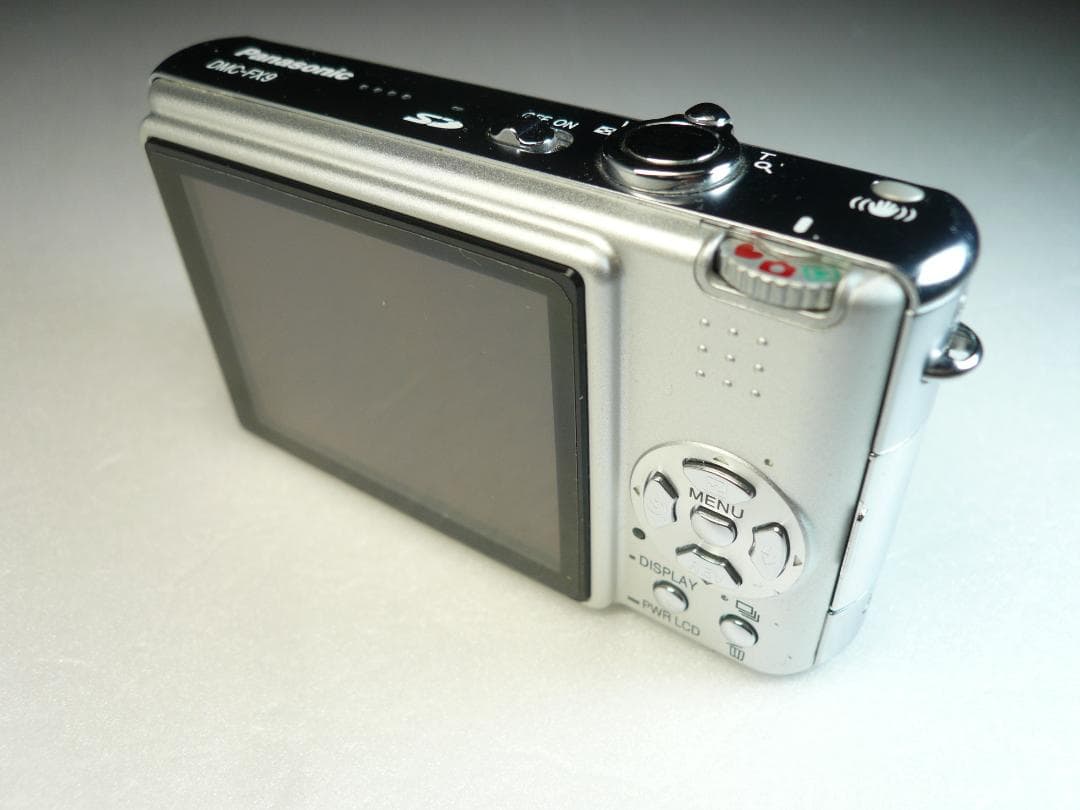 LUMIX★DMC-FX9⭐️極美品⭕️箱入完品⭕️安心の実働品★シルバー