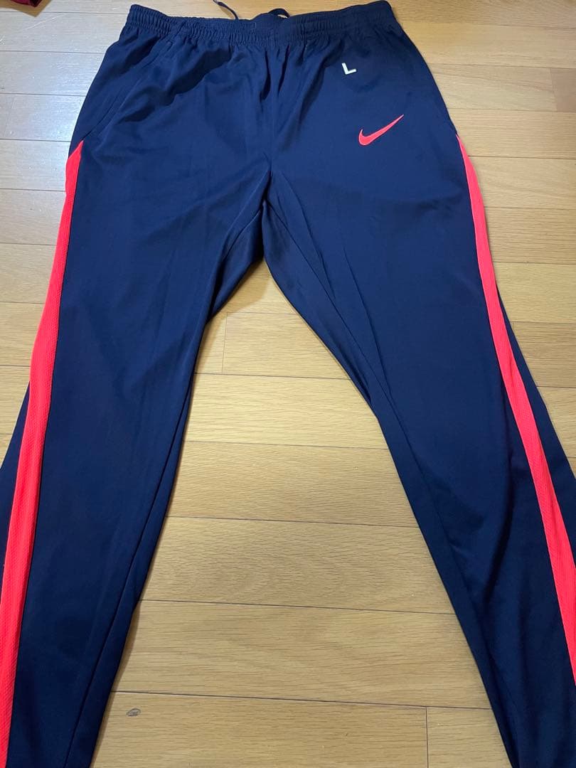 Nike Dri-FIT 赤 長袖ジャージ 2号 L 練習着4点セットになります