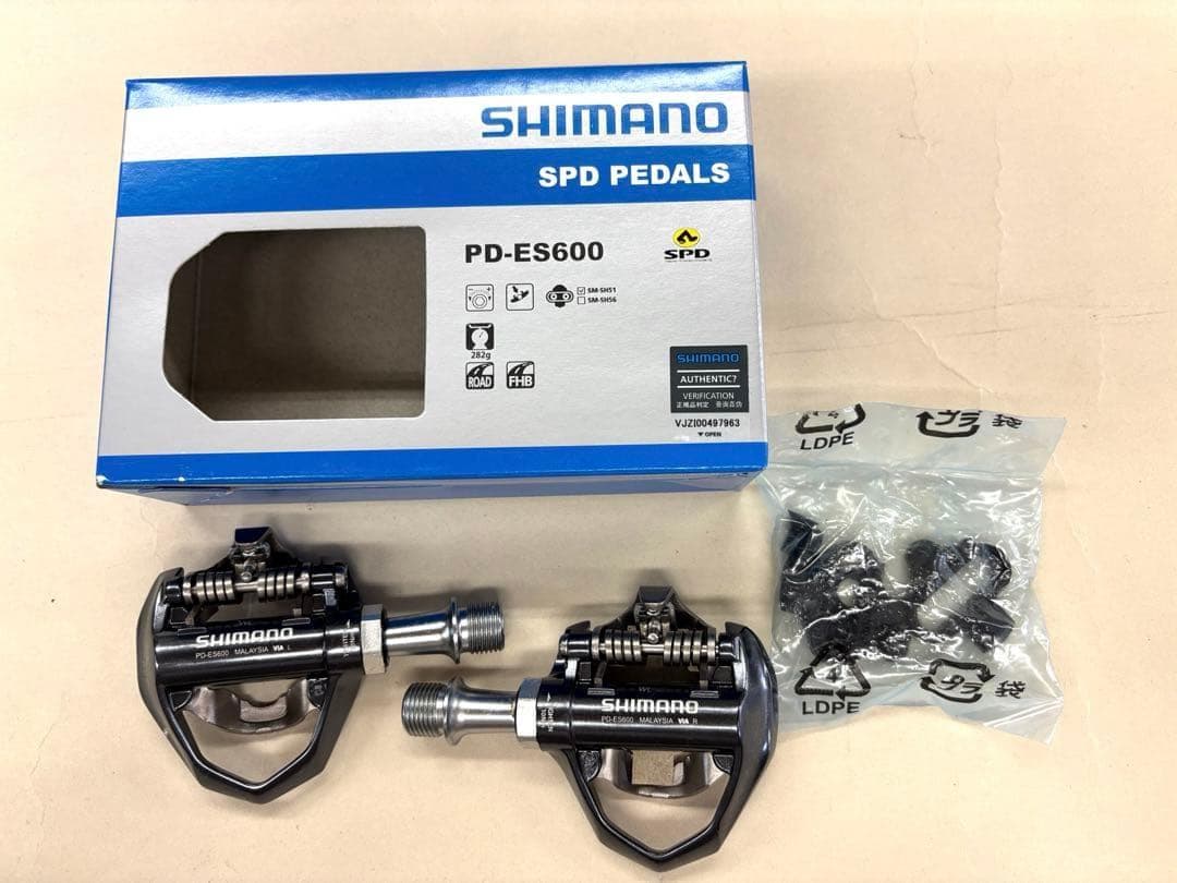 331 【新品・未使用】シマノ　ビンディングペダル 新型　PD-ES600
