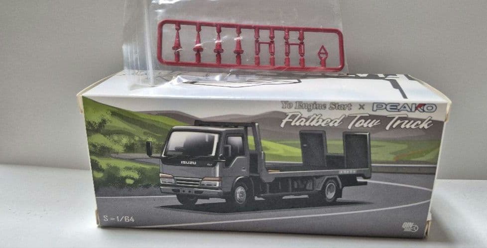 いすゞ ELF（エルフ）積載車　1/64 ミニカー