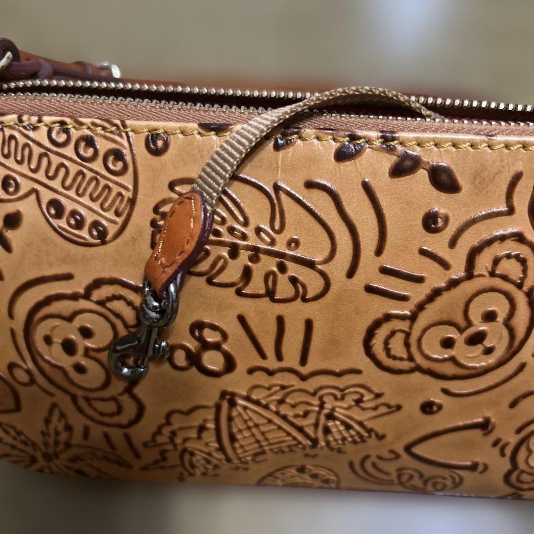 アウラ二 Domney Bourke限定バック