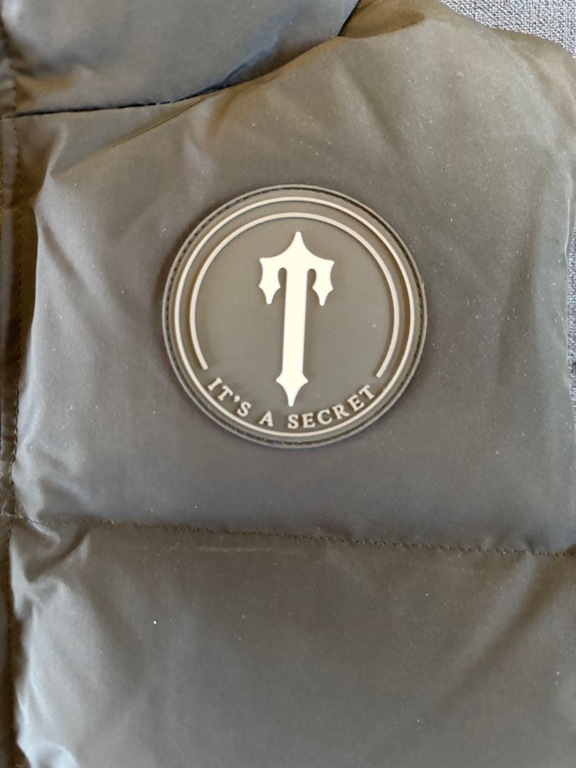 trapstar ダウンベスト　サイズs新品未使用