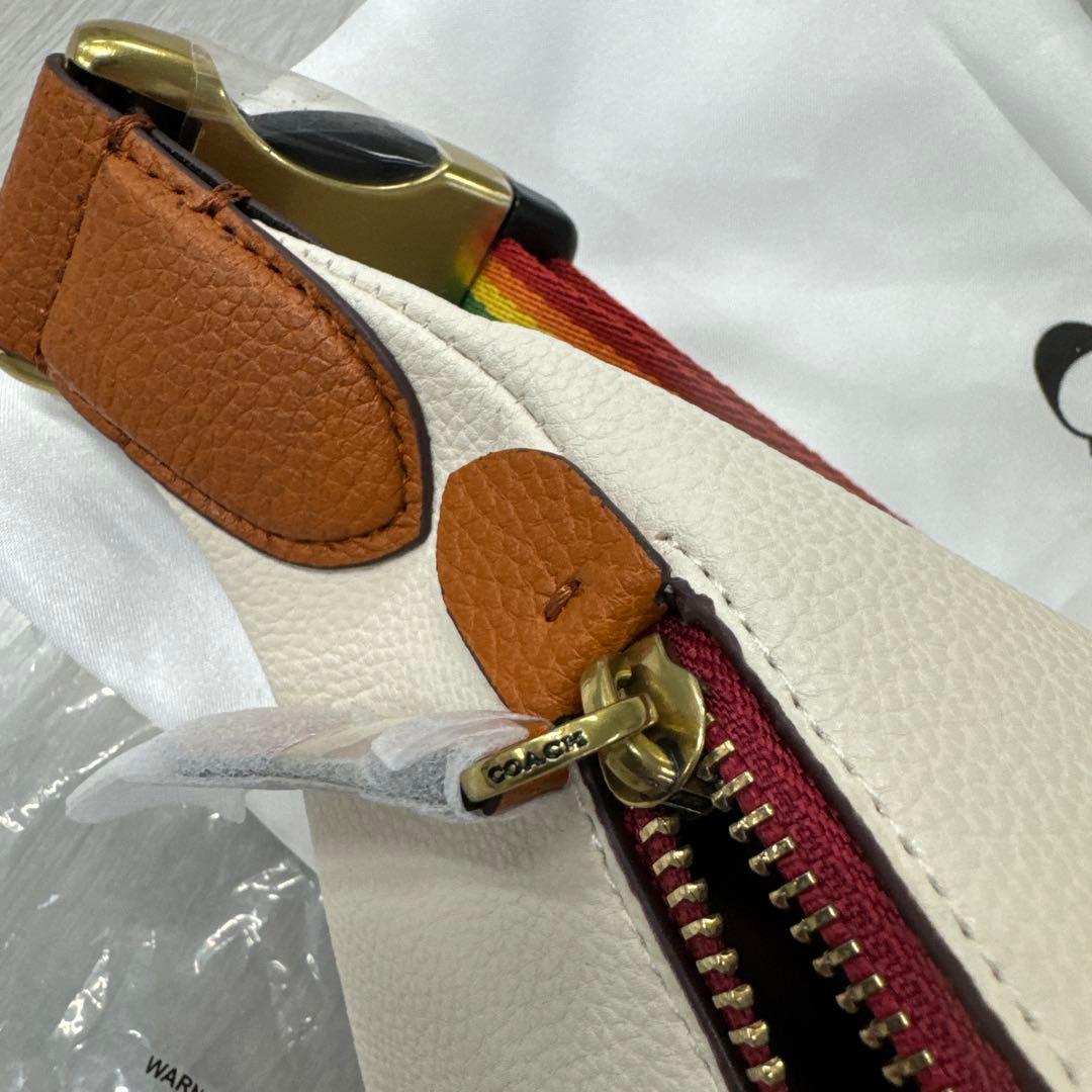 Coach ボディバッグ ニューヨークデザイン