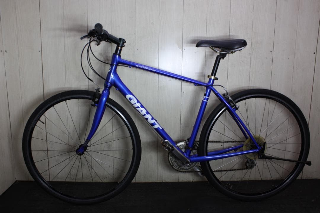 GIANT ESCAPE R3 700C アルミ 24速 500mm 青色クロス