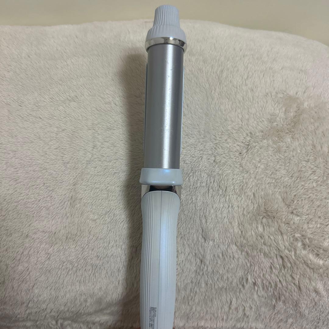 リファカールアイロン プロ 白 数回使用しました