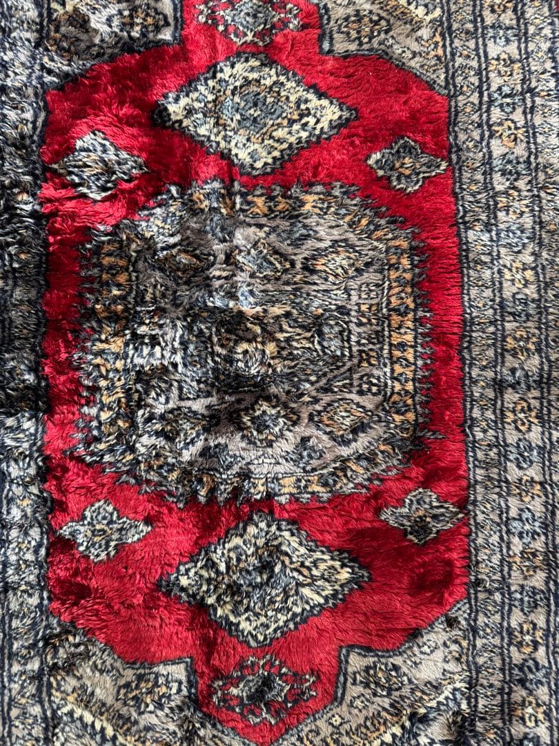 パキスタン絨毯　手織りラグ　玄関マット　ヴィンテージ　赤