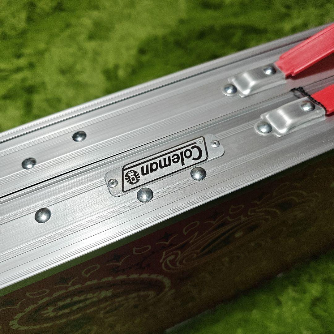 Supreme®/Coleman® Folding Table Set