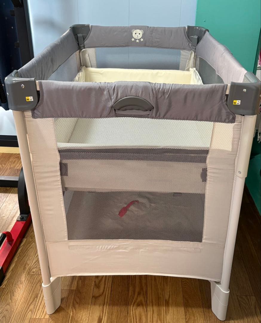 Aprica ココネルエアーAB ベビーベッド メッシュ グレー ベアー刺繍