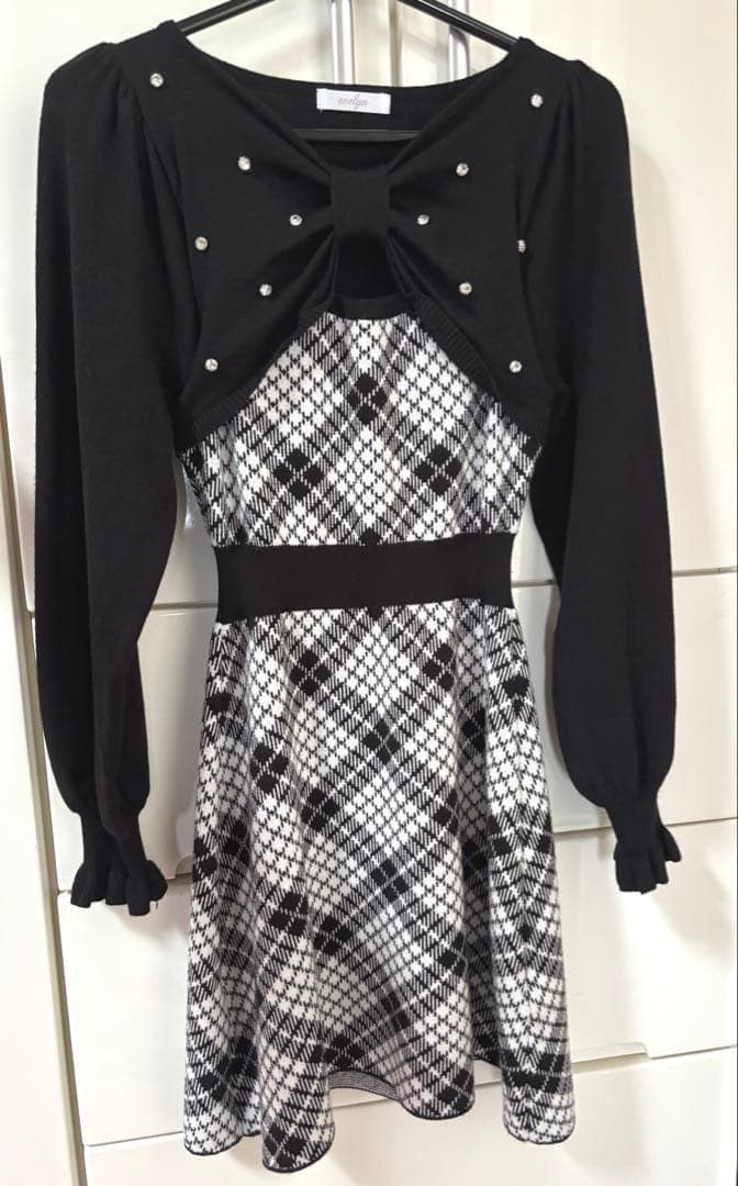 evelyn ワンピース 長袖チェックリボンニット