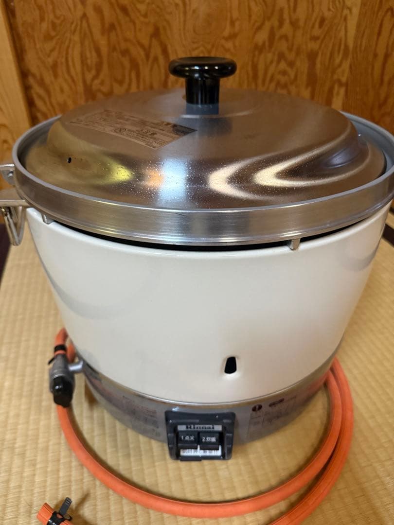 業務用　ガス炊飯器　リンナイ　6リットルタイプ