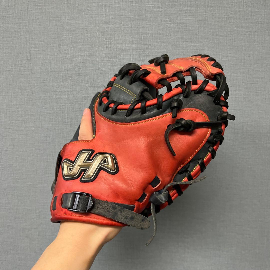 1077 ハタケヤマ 型抜群 即戦力 軟式 少年 キャッチャーミット