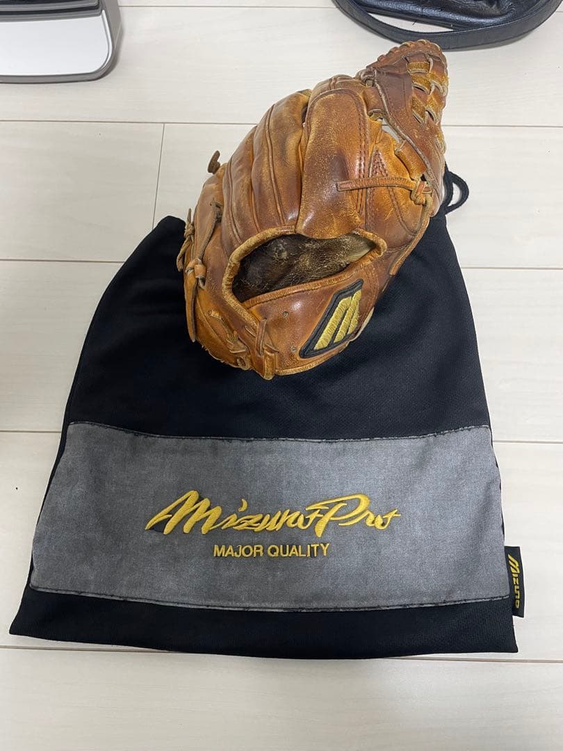 Mizuno ミズノプロオーダービッグM 硬式グローブ 右投げ用　オールラウンド